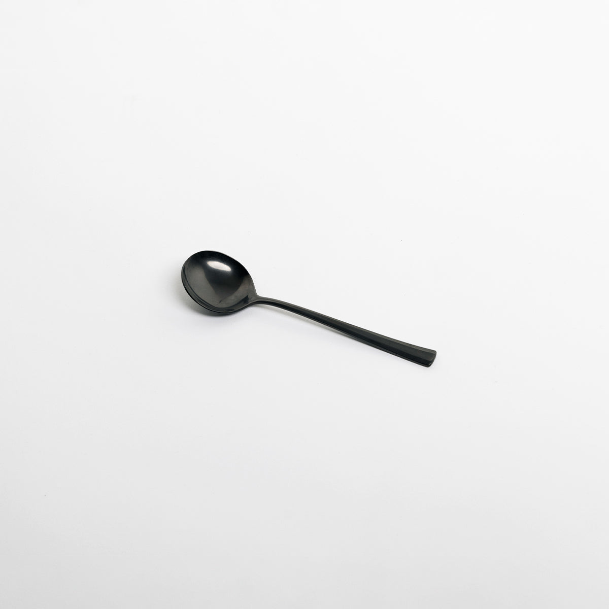 black-stainless-cutlery-smooth