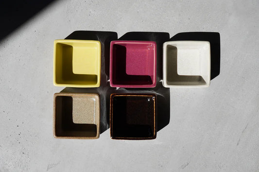 nerine-square-small-bowl